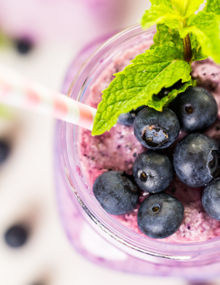 Tracy Tutor’s Blueberry Crunch Smoothie